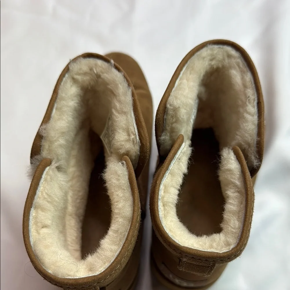 UGG Cory II Genuine Shearling Lined Chestnut Suede‎ Boots